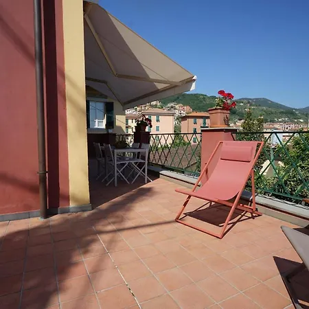 Il Castelletto Apartment *